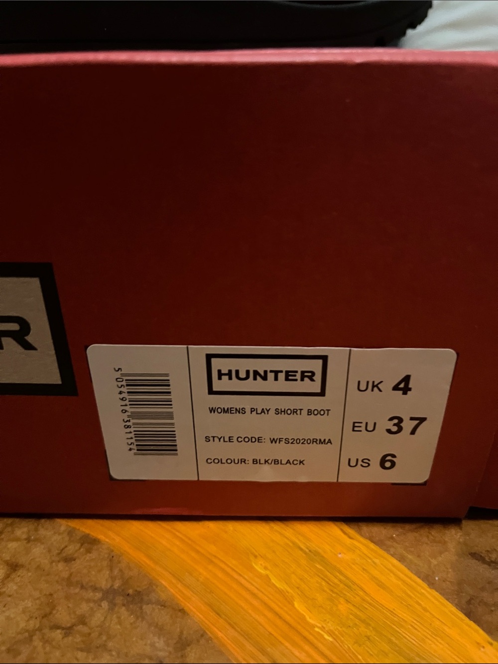 Hunter Black Play Short Rain Boots with Red-Trim Logo size US6 - Picture 3 of 8